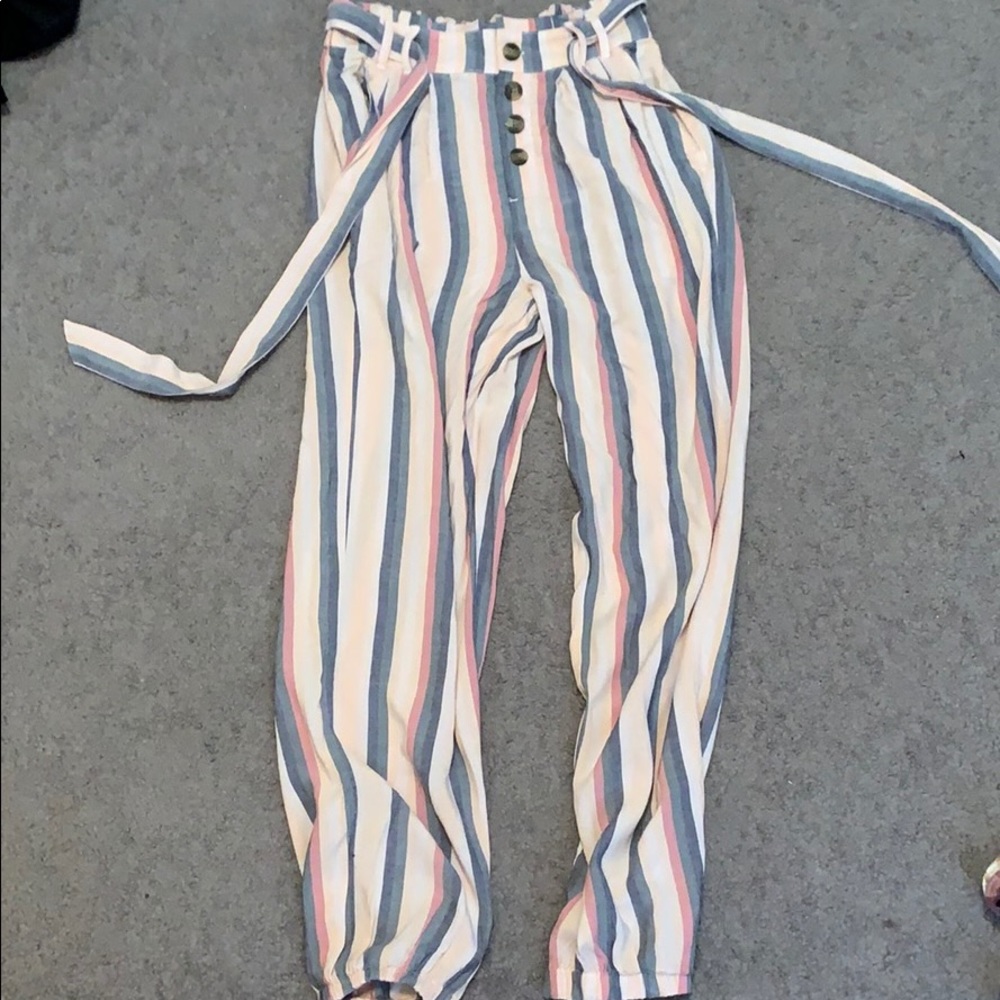 Paper bag waist pants